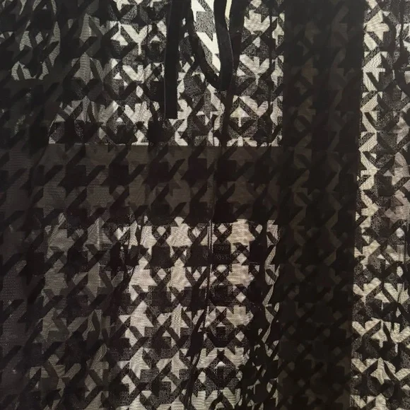 NWOT-Zara Houndstooth Pattern Velvet Bow Belt Black Extra Small Blouse - Picture 2 of 7